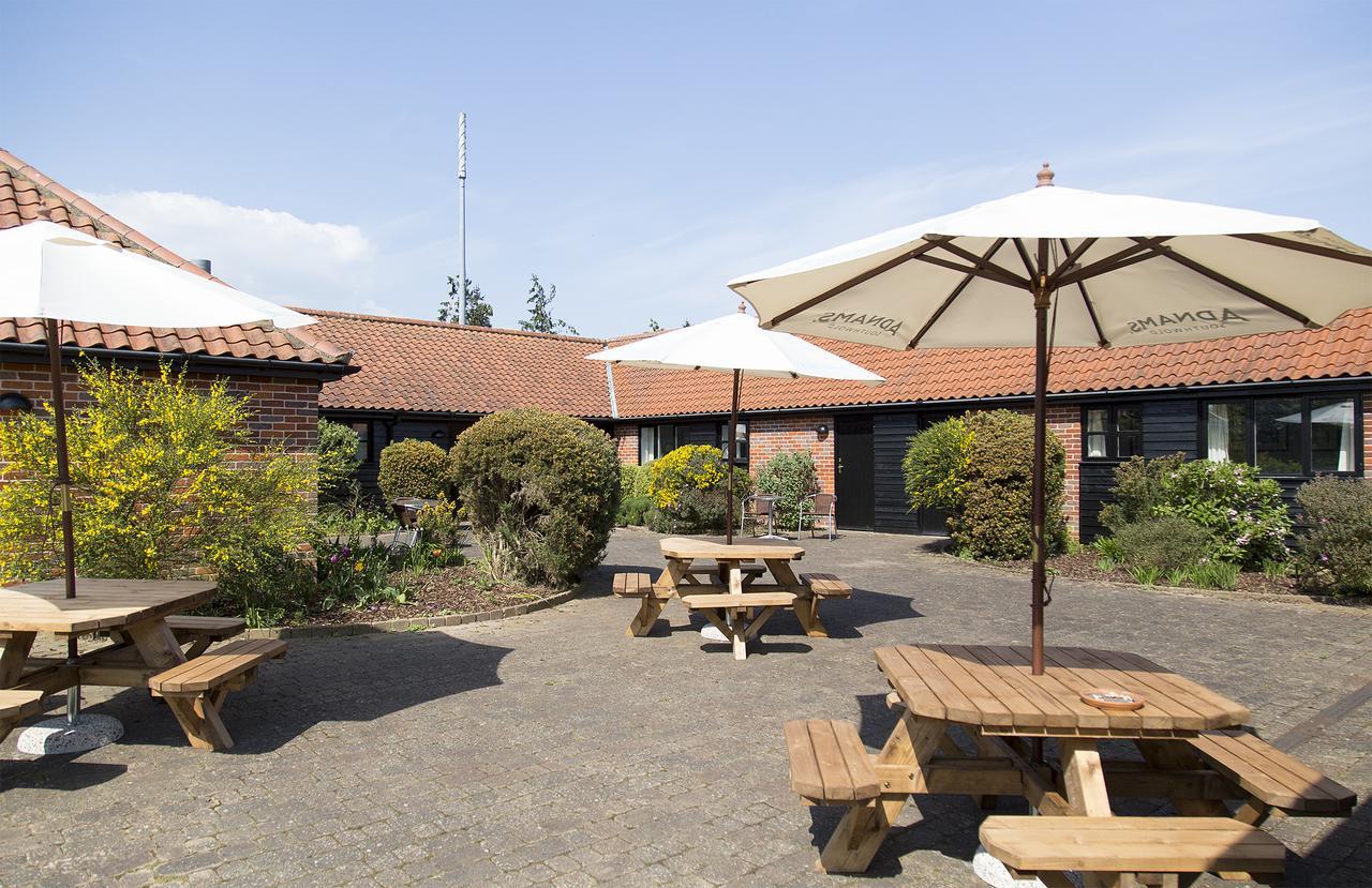 ホテル The Plough Wangford エクステリア 写真